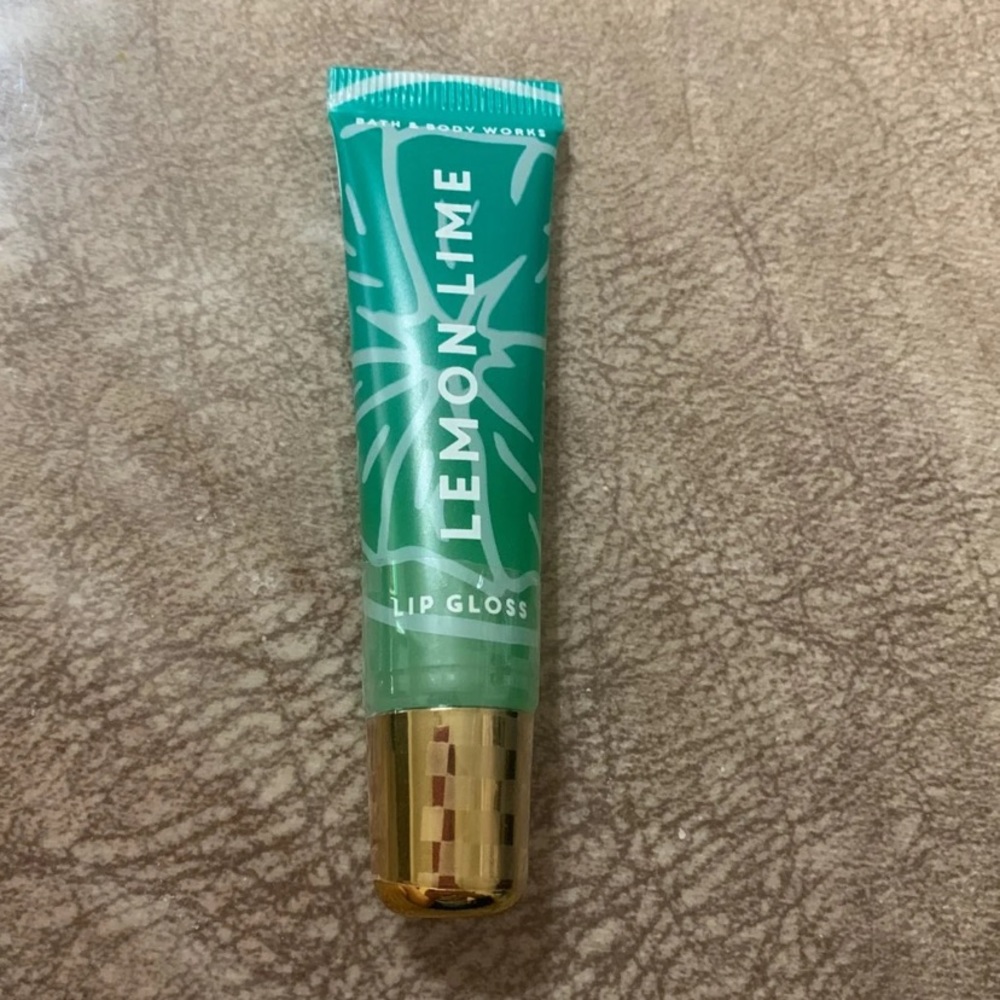 Bath and Body Works Lip Gloss - Picture 4 of 4